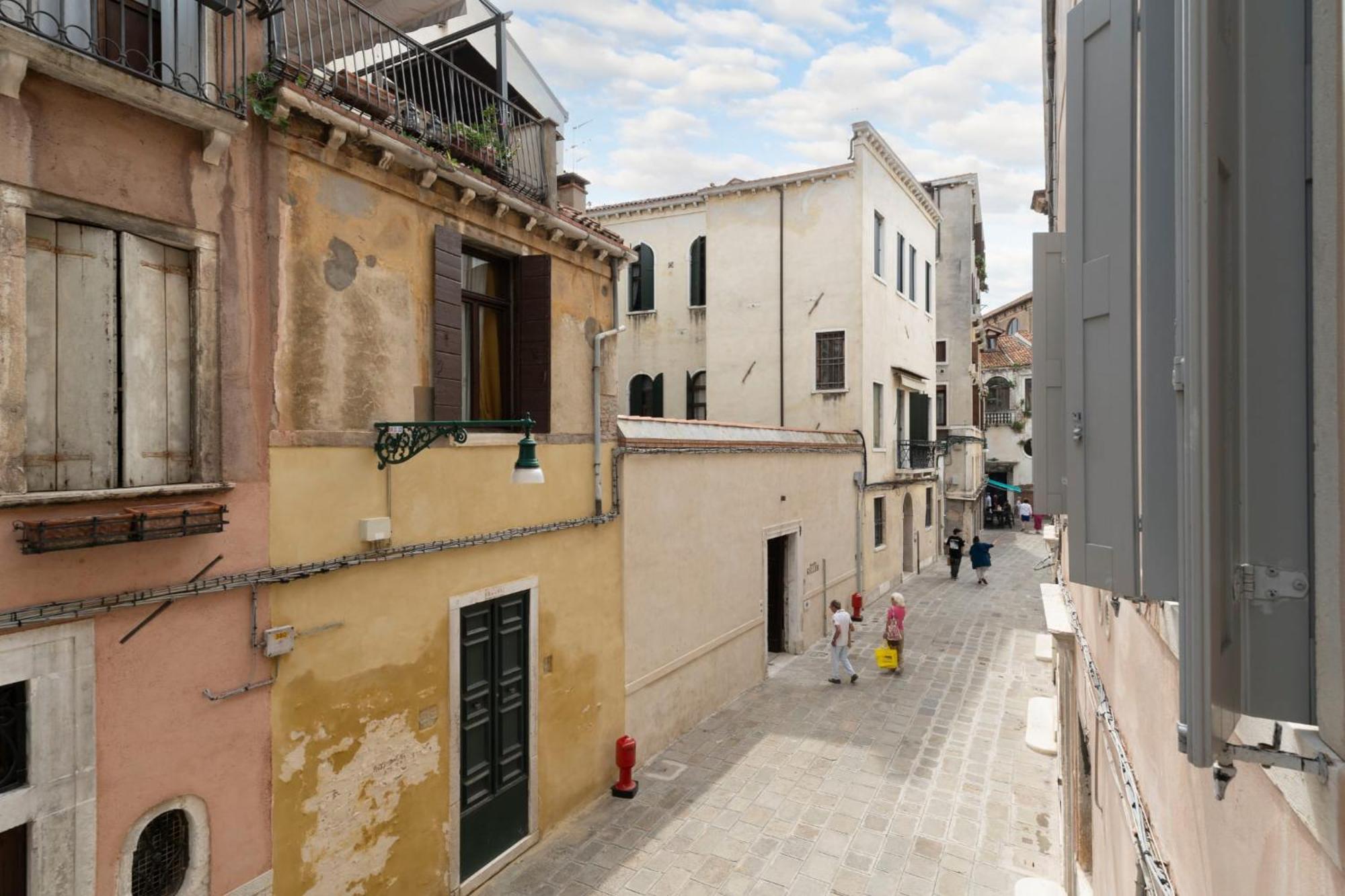 Ca' Pestrin Suite House - San Marco Square Венеция Екстериор снимка