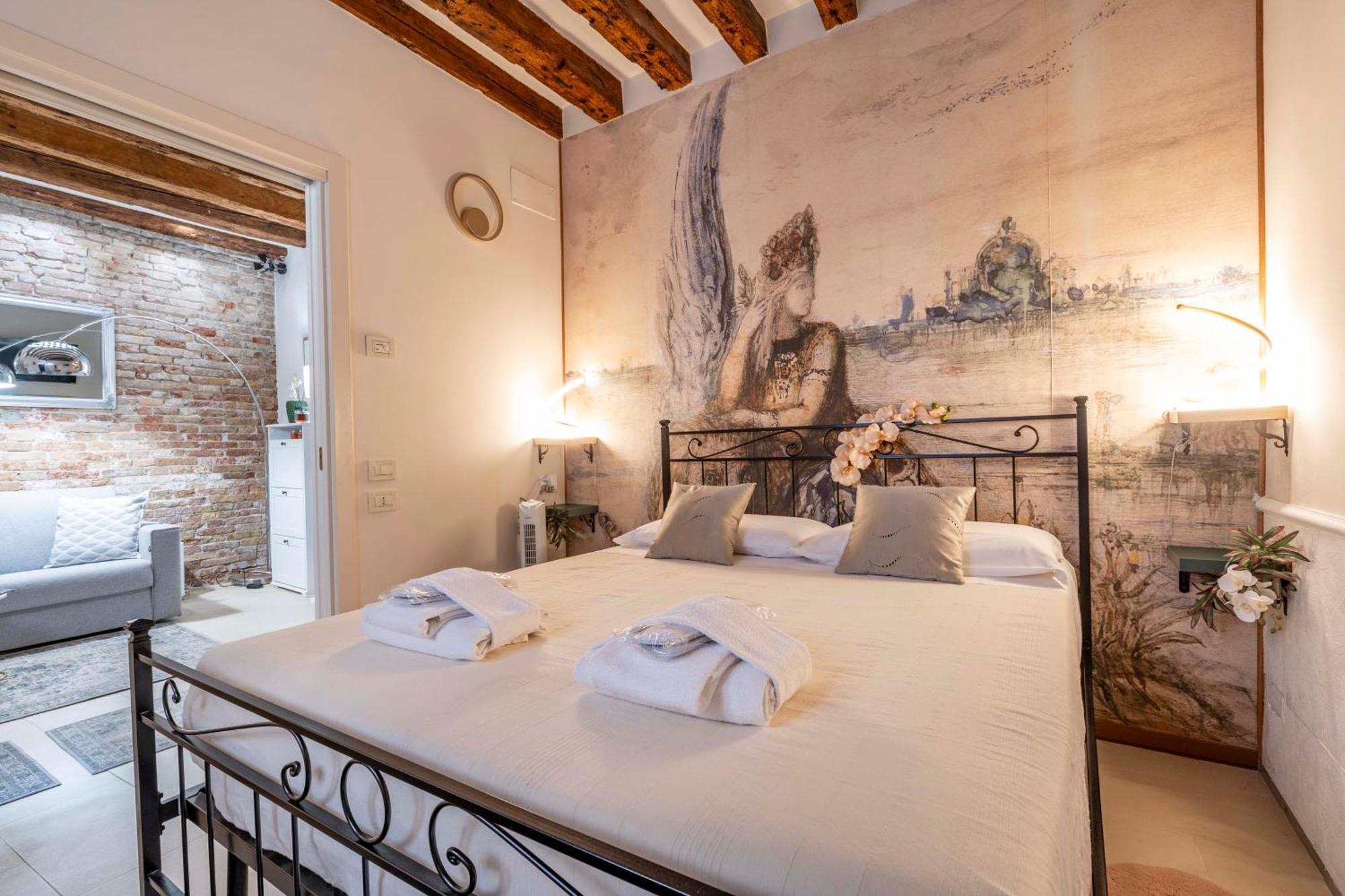 Ca' Pestrin Suite House - San Marco Square Венеция Екстериор снимка
