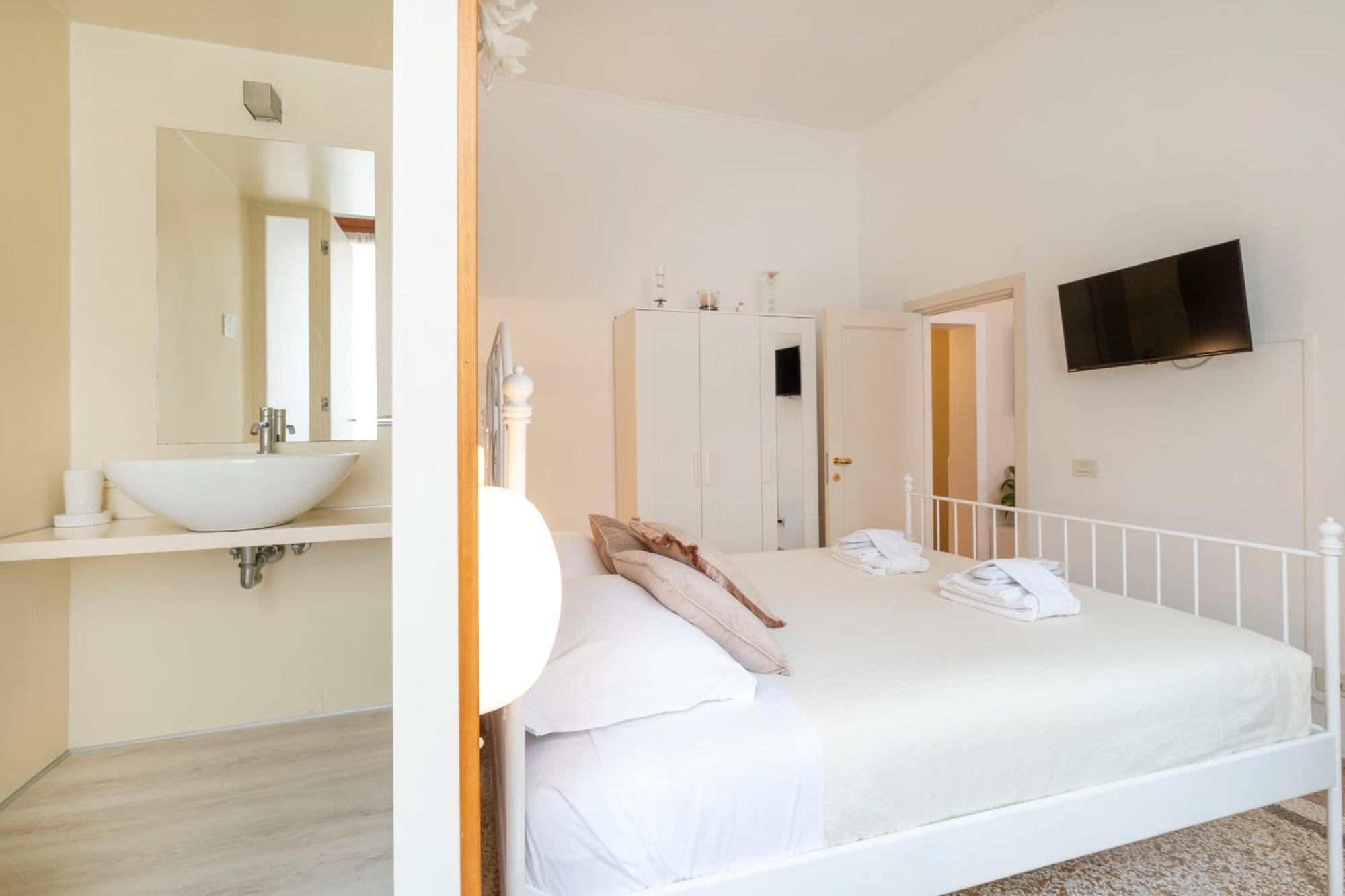 Ca' Pestrin Suite House - San Marco Square Венеция Екстериор снимка